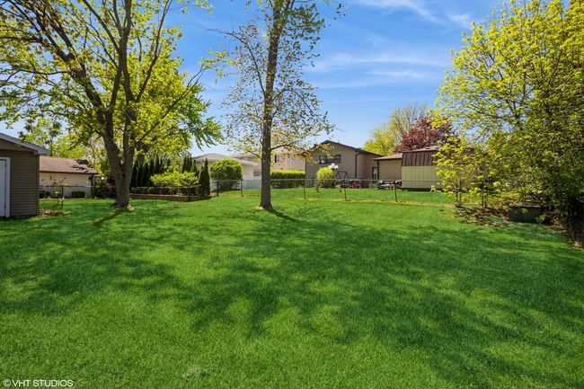 300 Wingate Dr, House other with 3 bedrooms, 2 bathrooms and 1 parking in Schaumburg IL | Image 21