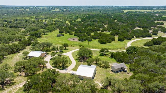 221 Coyote Trl, Home with 2 bedrooms, 2 bathrooms and 2 parking in Harper TX | Image 25