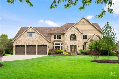 601 Ridgelawn Trl, Batavia, IL, 60510-8303 | Card Image