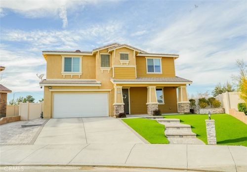 4727 Vahan Ct, Lancaster, CA, 93536-6890 | Card Image