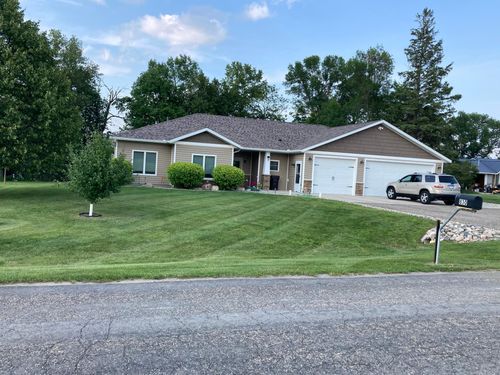 830 E Scharf Ave, Vergas, MN, 56587-4219 | Card Image