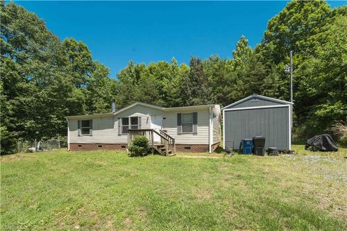 4355 Rolling Hill Dr, Tobaccoville, NC, 27050-9675 | Card Image