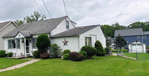 72 Weaver St, Montgomery, NY, 12549-1321 | Card Image