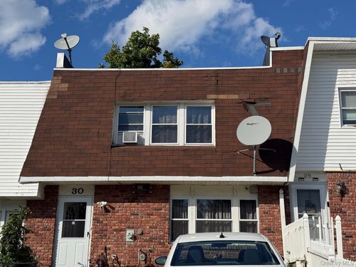 30 Chaucer Courts, Wallkill, NY, 10941 | Card Image