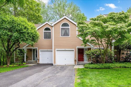134 Bayberry Close, Chappaqua, NY, 10514-3725 | Card Image