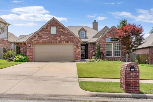 2932 Fern Ct, Broken Arrow, OK, 74012-0834 | Card Image