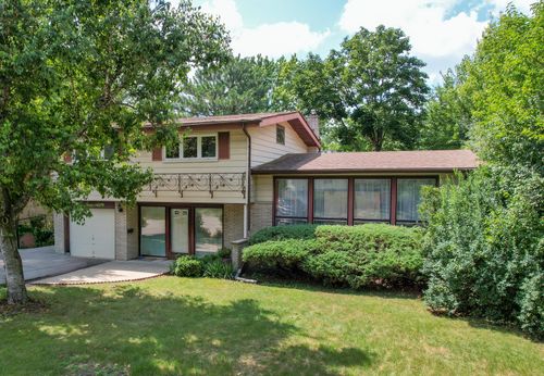 636 Clearview Dr, Glenview, IL, 60025-4043 | Card Image