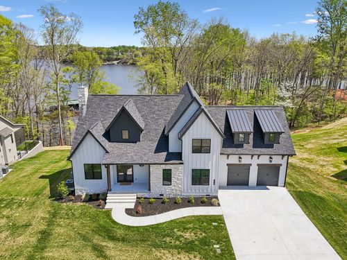 712 Fanning Bend Dr, Winchester, TN, 37398-3941 | Card Image