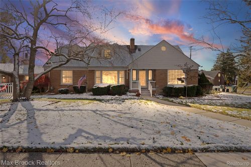 21236 Outer Dr, Dearborn, MI, 48124-3042 | Card Image