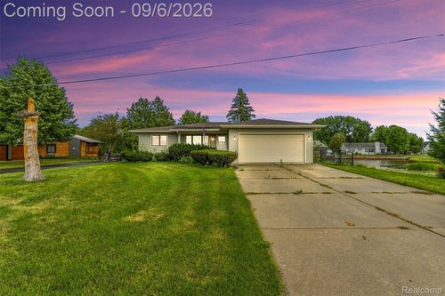 623 S Augres River Dr, Au Gres, MI, 48703-9540 | Card Image