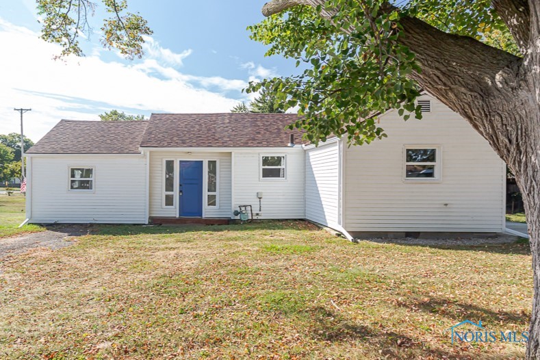 Sheffield Pl, Northwood, OH 43619