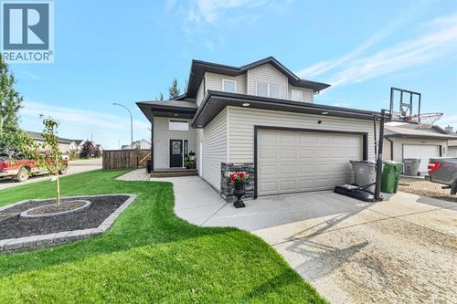 4401 33 St, Lloydminster, SK, S9V0S6 | Card Image