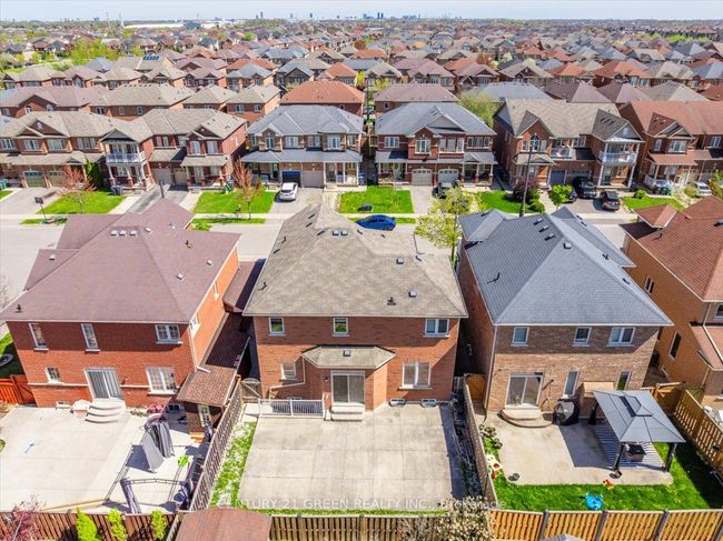 7 Accent Cir, House other with 6 bedrooms, 5 bathrooms and 4 parking in Brampton ON | Image 46