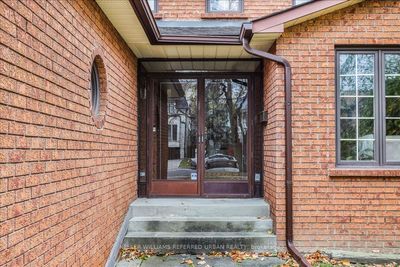 219 Ellerslie Ave, House other with 4 bedrooms, 3 bathrooms and 6 parking in North York ON | Image 3