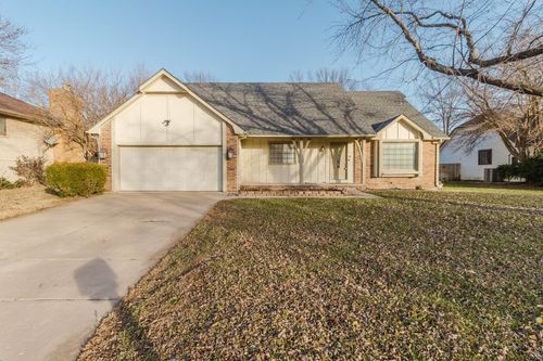 2440 N Bromfield Cir, Wichita, KS, 67226-1141 | Card Image