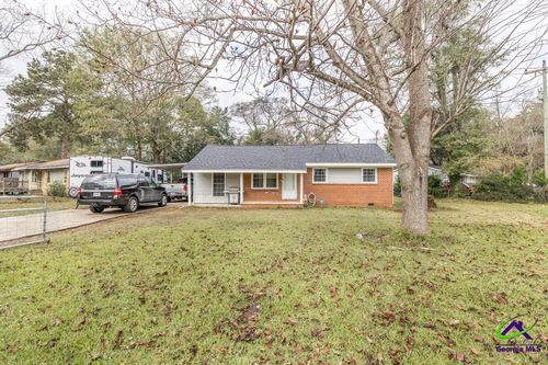 100 Ravenwood Way, Warner Robins, GA, 31093-2217 | Card Image