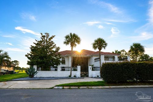 5089 Shoshone Dr, Pensacola, FL, 32507-8710 | Card Image