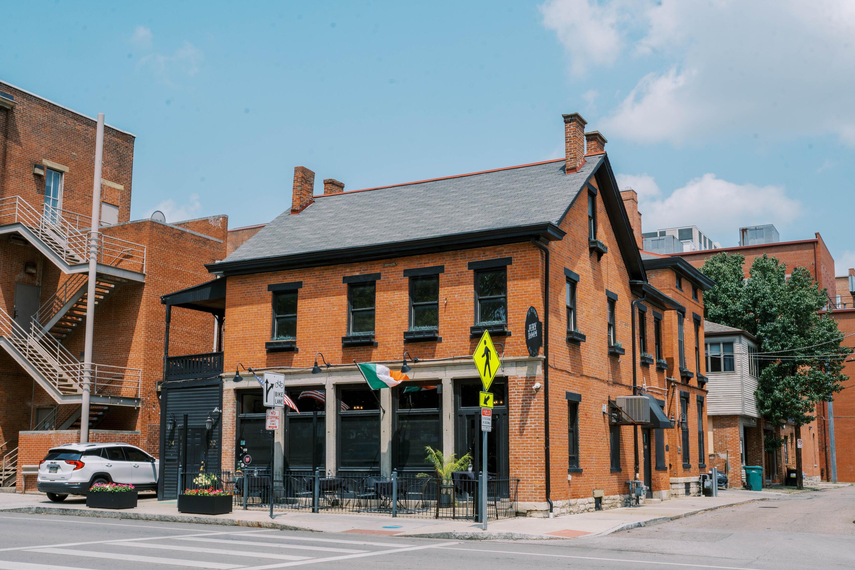 22 E Mound St, Columbus, OH 43215