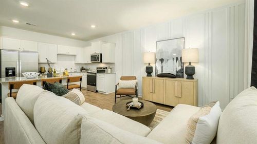 25-2298 Jamin Bend, Lithonia, GA, 30058 | Card Image