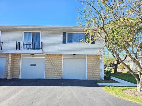 2-134 Shattuck Ct, Schaumburg, IL, 60194-4320 | Card Image