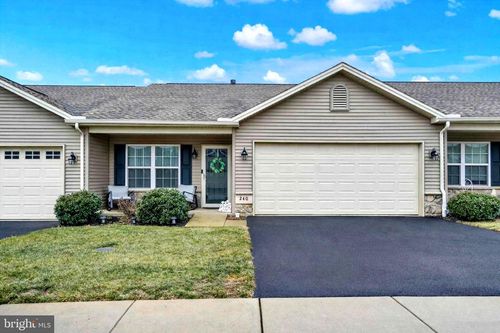 240 Palomino Way, RED LION, PA, 17356-7911 | Card Image