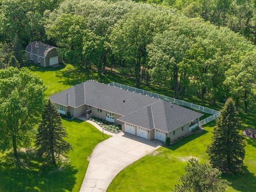 17887 Riverwood Dr, Little Falls, MN, 56345-6461 | Card Image