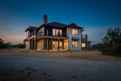 115 Sierra Vista Dr, Justiceburg, TX, 79330-2611 | Card Image