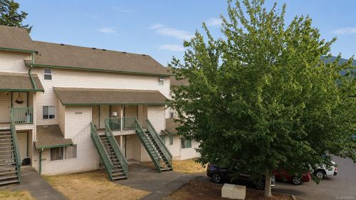 203-1908 Bowen Rd, Nanaimo, BC, V9S5S6 | Card Image