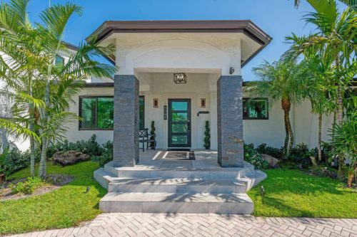2878 Ne 26th St, Fort Lauderdale, FL, 33305-1715 | Card Image