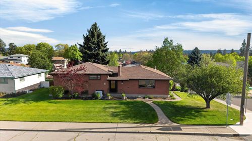 2337 W Longfellow Ave, Spokane, WA, 99205-1467 | Card Image