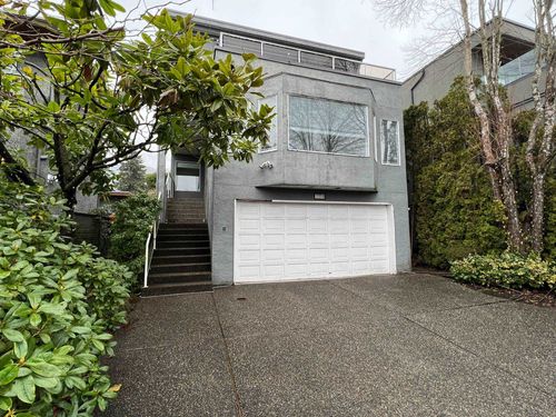 2333 Marine Drive, West Vancouver, BC, V7V1K9 | Card Image