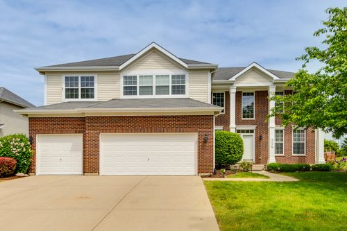 337 Veronica Cir, Bartlett, IL, 60103-2304 | Card Image