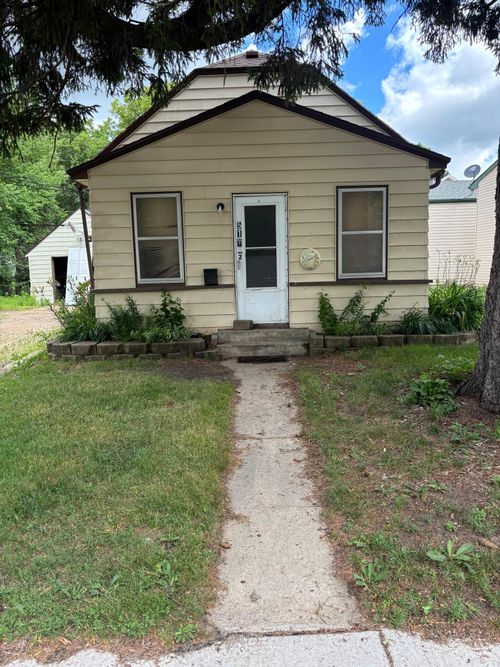 517 8th Street Se, Rochester, MN, 55904 | Card Image