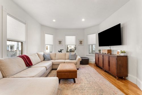 apt-1-71 Romsey St, Boston, MA, 02125-1349 | Card Image