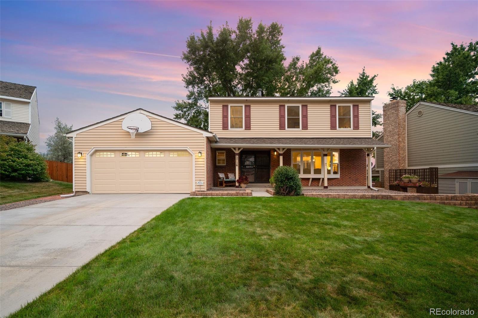 Weaver Pl, Centennial, CO 80111