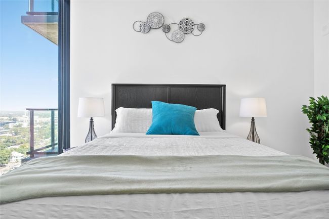 UNIT-2303 - 84 N Interstate 35, Condo with 2 bedrooms, 2 bathrooms and 1 parking in Austin TX | Image 9
