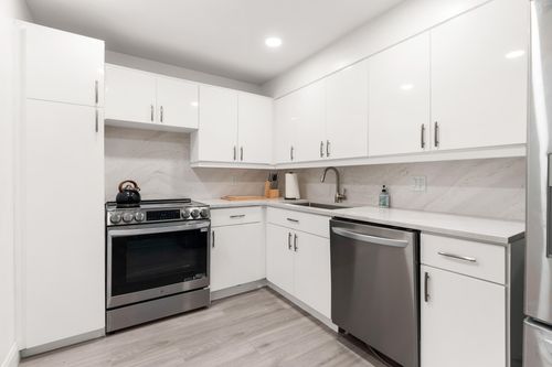 407-5260 Nw 2nd Ave, Boca Raton, FL, 33487-3871 | Card Image