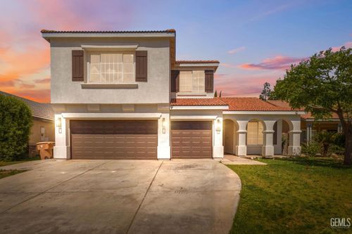 5118 Vista Del Mar Ave, Bakersfield, CA, 93311-9022 | Card Image