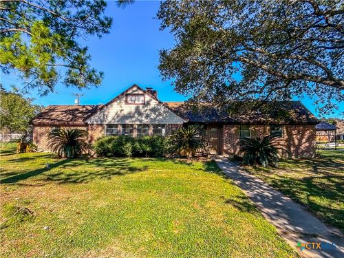 902 Joplin St, Victoria, TX, 77904-2710 | Card Image