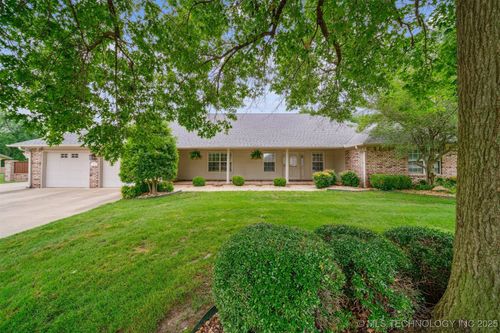 625 Grove Crest Rd, Pryor, OK, 74361-8412 | Card Image