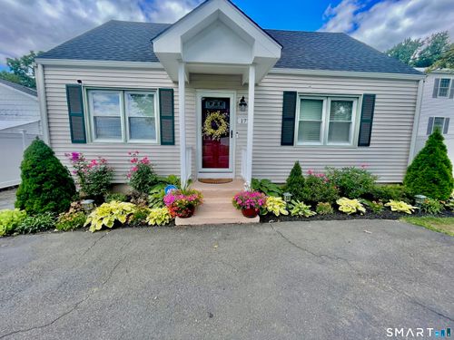 177 Montowese Ave, North Haven, CT, 06473-3806 | Card Image