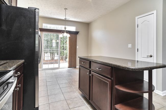13499 Molique Blvd, Townhouse with 2 bedrooms, 3 bathrooms and null parking in Fishers IN | Image 14