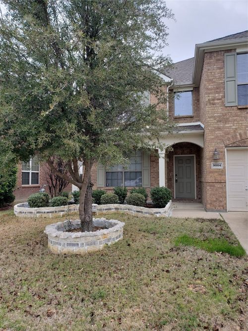 9004 Brook Hill Ln, Fort Worth, TX, 76244-7686 | Card Image