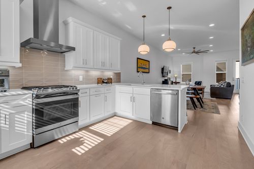 5-1011 44th Ave N, Nashville, TN, 37209-1540 | Card Image