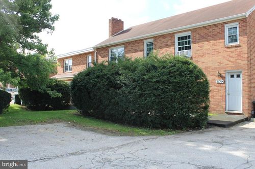 a-2174 S Queen St, YORK, PA, 17402-4671 | Card Image