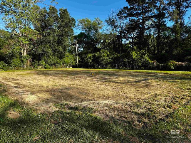 Yard | Image 4