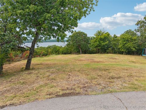 12320 Terrace Dr, Skiatook, OK, 74070-5521 | Card Image