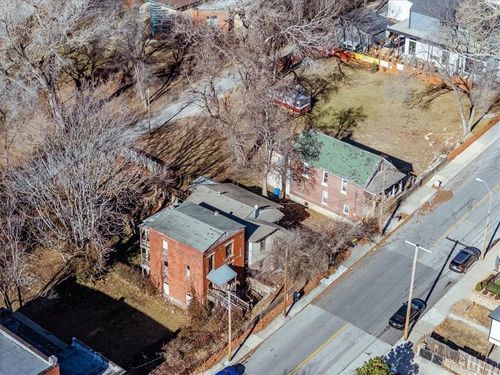 26-2018-26 Summit St, Kansas City, MO, 64108-2112 | Card Image