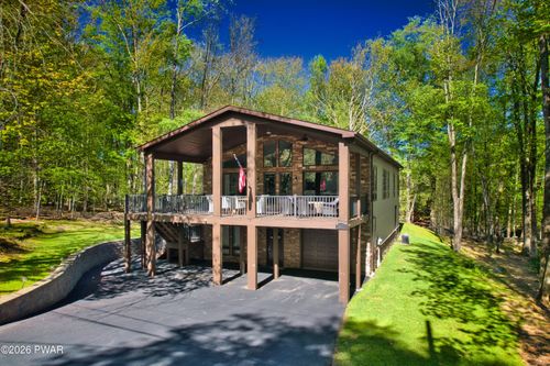 49 White Pine Cir, Lake Ariel, PA, 18436-4847 | Card Image