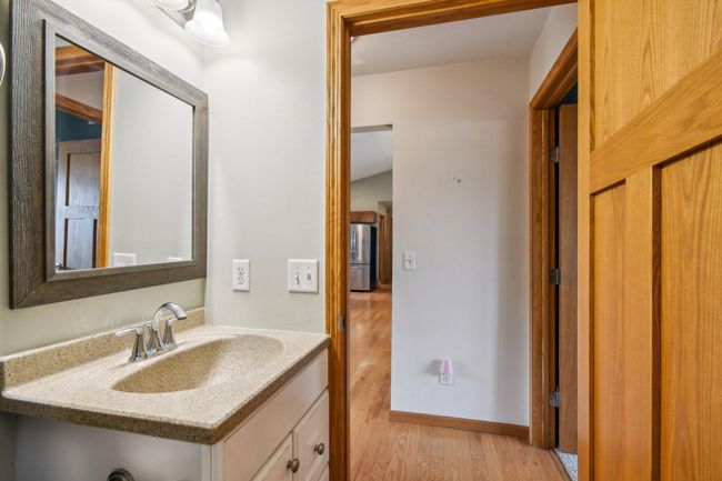 28-web-or-mls-Prairie Grass Dr-1006-026.jpg | Image 28